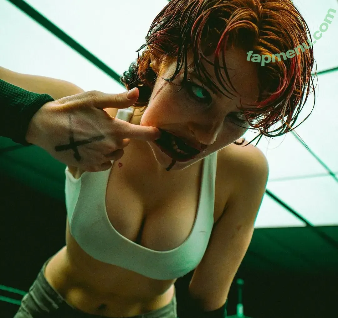 Die Spitz nude photo #0063 (diespitz)