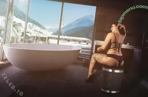 diegraefin_micha / _diegraefin_micha_ nude photo #0084