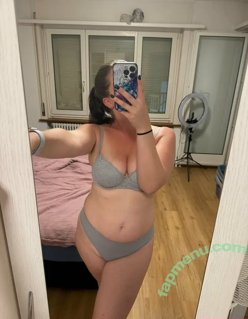 diekleinelaura nude photo #0015 (diekleinee)