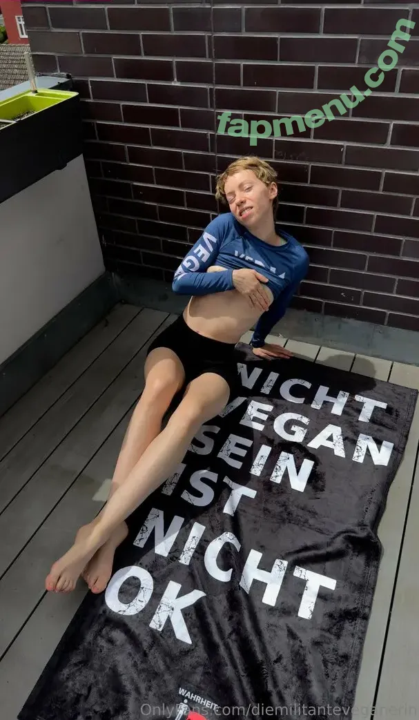 diemilitanteveganerin nude photo #0046 (diemilitanteveganerin)