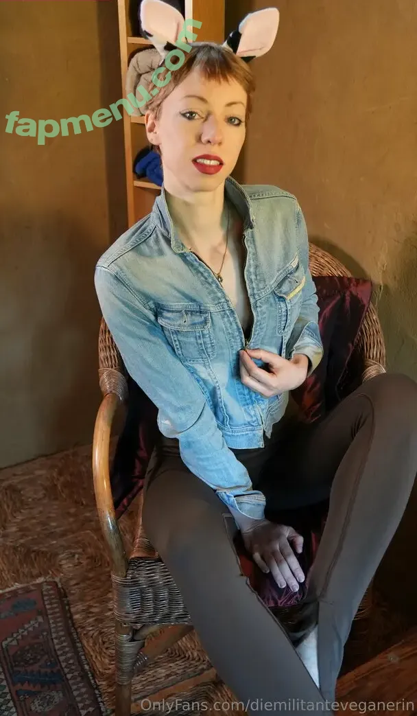 diemilitanteveganerin nude photo #0087 (diemilitanteveganerin)