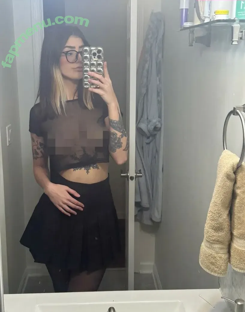 Diiinnaa nude photo #0045 (Diiinnaa)