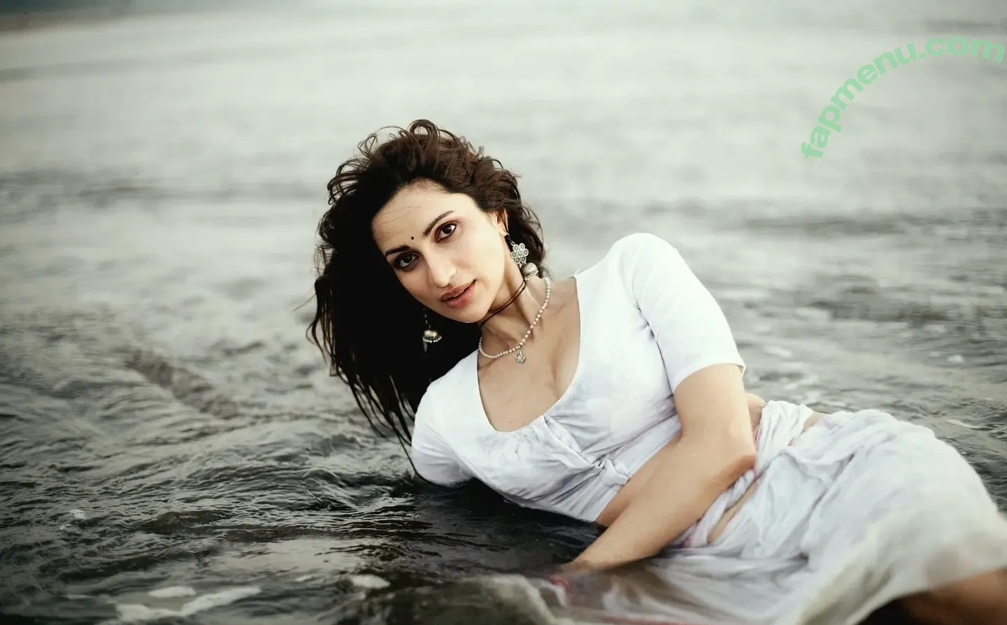 Diksha J Singh nude photo #0060 (dikshajsingh)