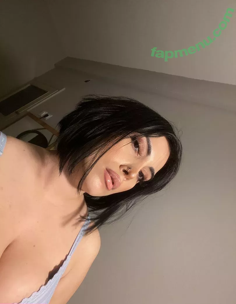 Dilan Dere nude photo #0015 (diddilala / dilanderea / onlydilandere)
