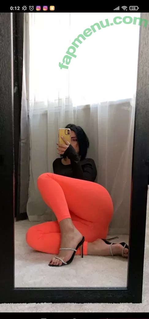 Dilan Dere nude photo #0070 (diddilala / dilanderea / onlydilandere)