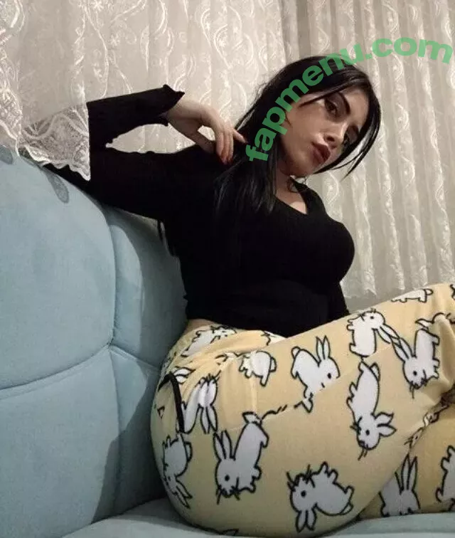 Dilan Dere nude photo #0364 (diddilala / dilanderea / onlydilandere)
