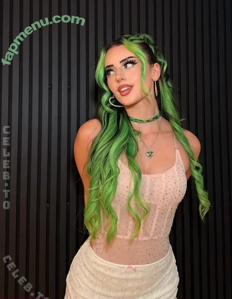 Dilaraa nude photo #0078 (Dilaraa.s / di1araa.s)