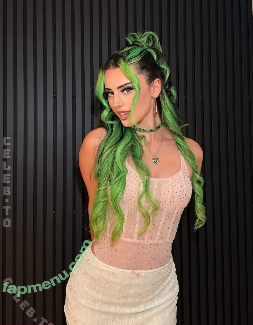 Dilaraa nude photo #0079 (Dilaraa.s / di1araa.s)