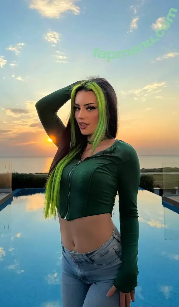 Dilaraa nude photo #0085 (Dilaraa.s / di1araa.s)