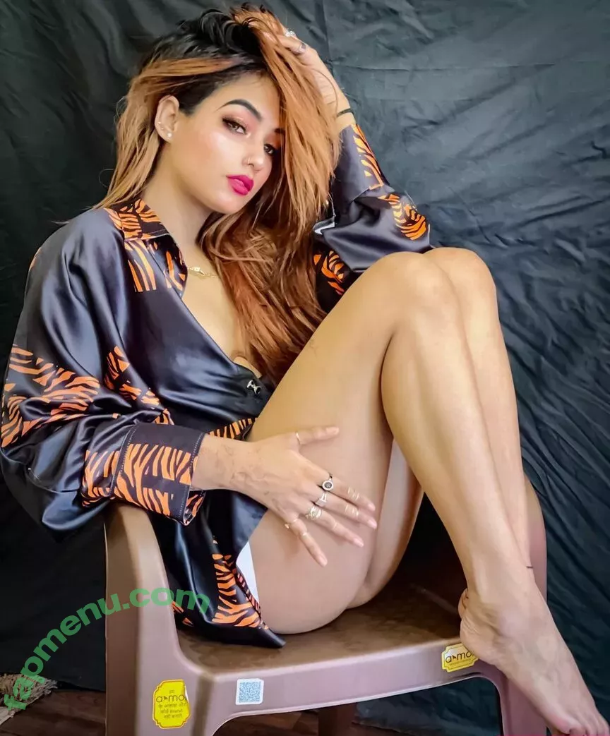 Dilnoor Aka nude photo #0012 (official_dilnoor_ / zosiaa_24)