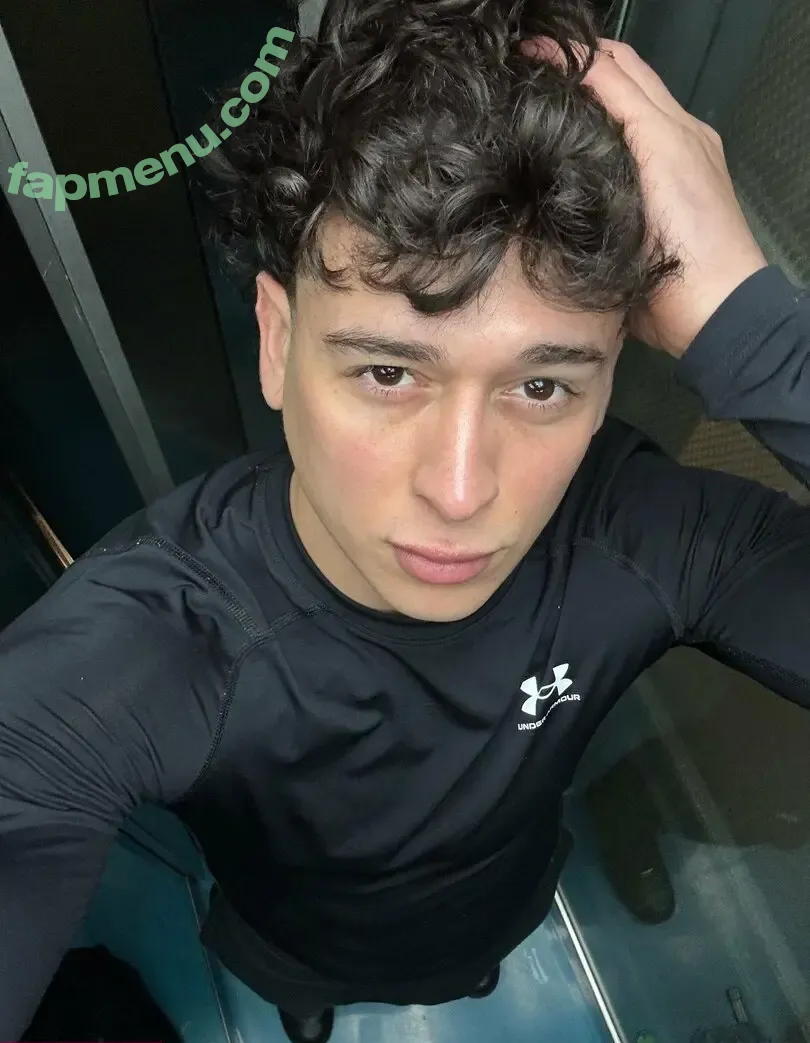 dimitrysimonit nude photo #0025 (dimitrysimonitof)