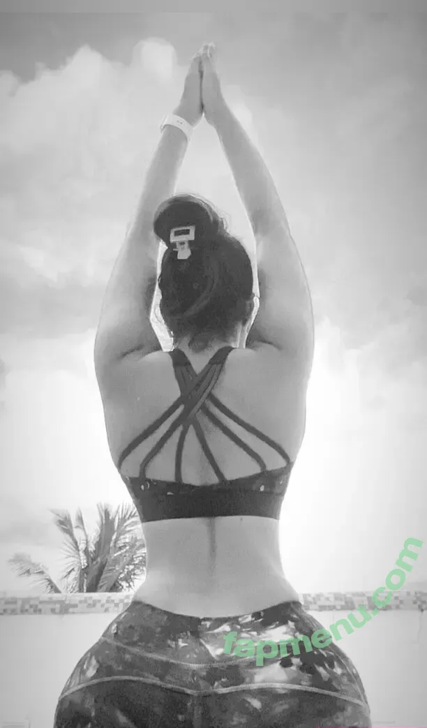 Dimple Hayathi nude photo #0005 (dimplehayathi)