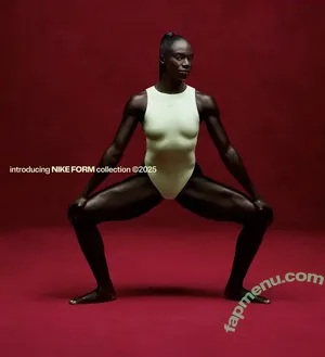 Dina Asher Smith / dinaashersmith nude photo #0062