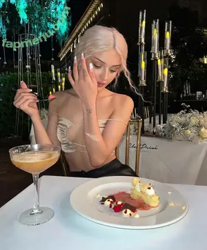 Dina Saeva / senoritasaeva nude photo #0298