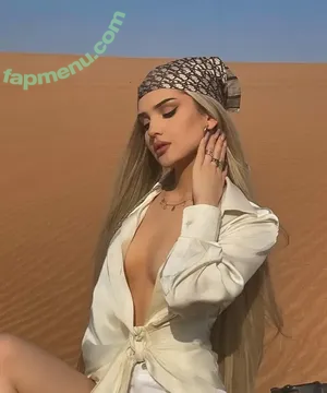 Dina Saeva / senoritasaeva nude photo #0505