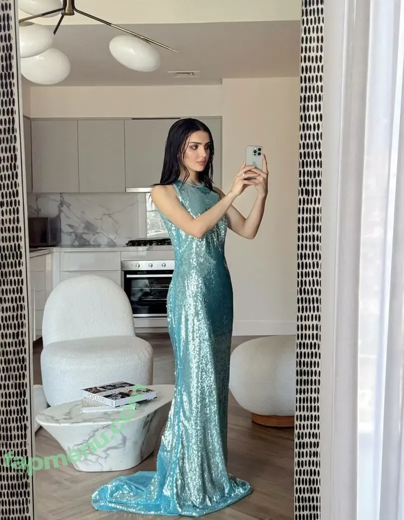 Dina Saeva nude photo #0170 (senoritasaeva)