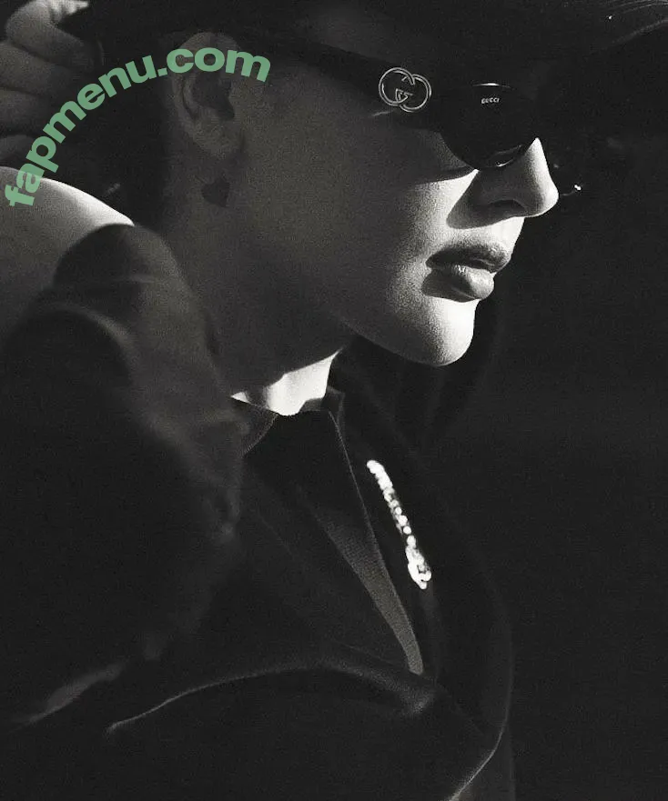 Dina Saeva nude photo #0200 (senoritasaeva)