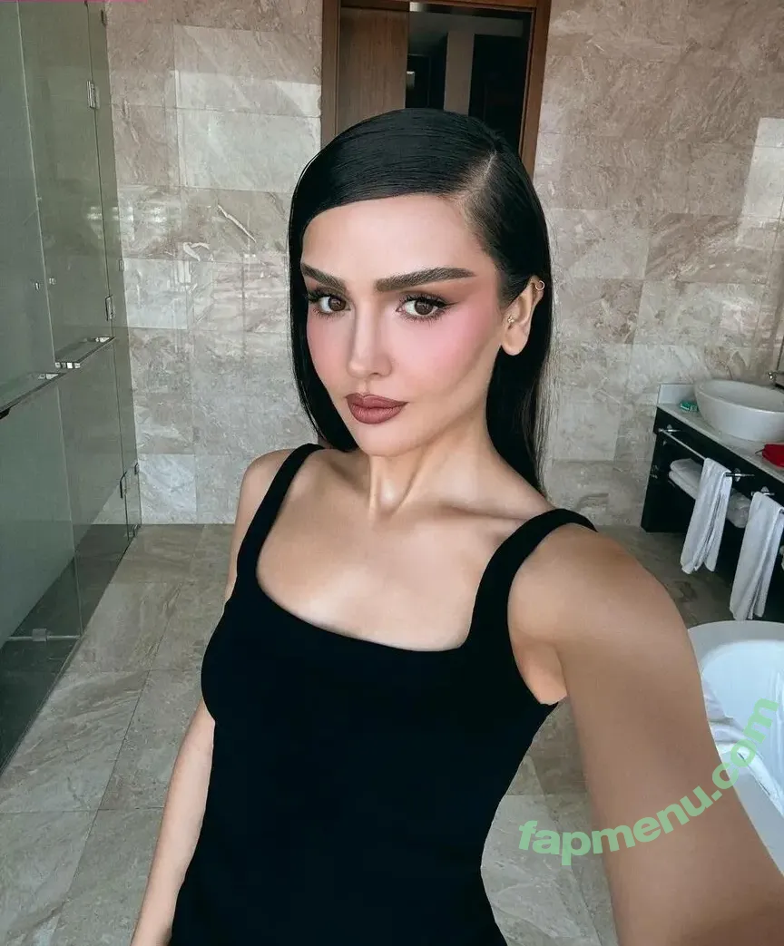 Dina Saeva nude photo #0257 (senoritasaeva)