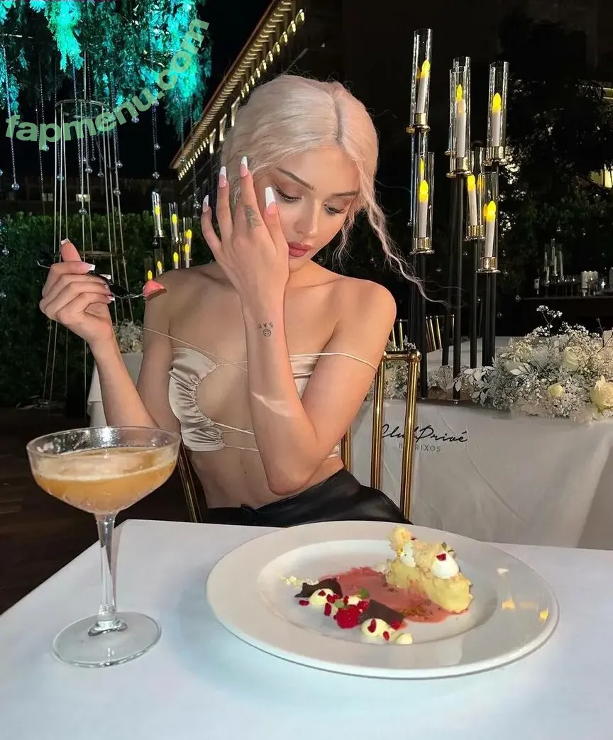 Dina Saeva nude photo #0298 (senoritasaeva)