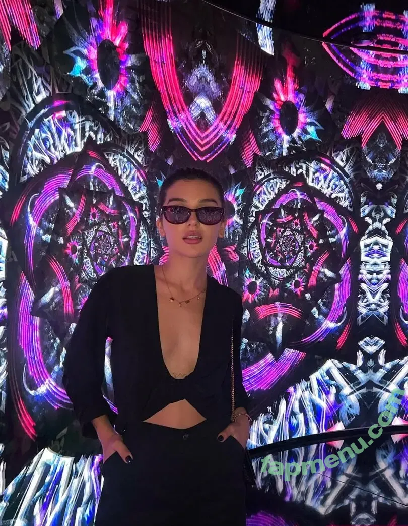 Dina Saeva nude photo #0304 (senoritasaeva)