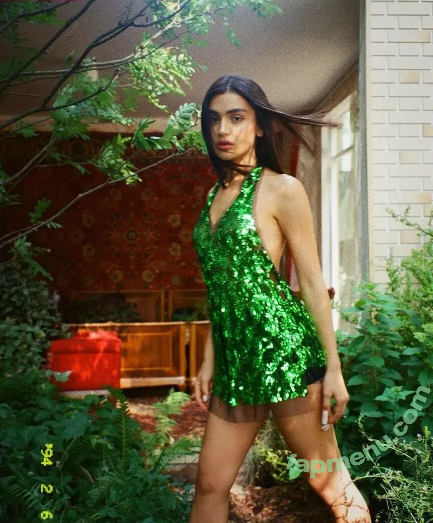 Dina Saeva nude photo #0311 (senoritasaeva)