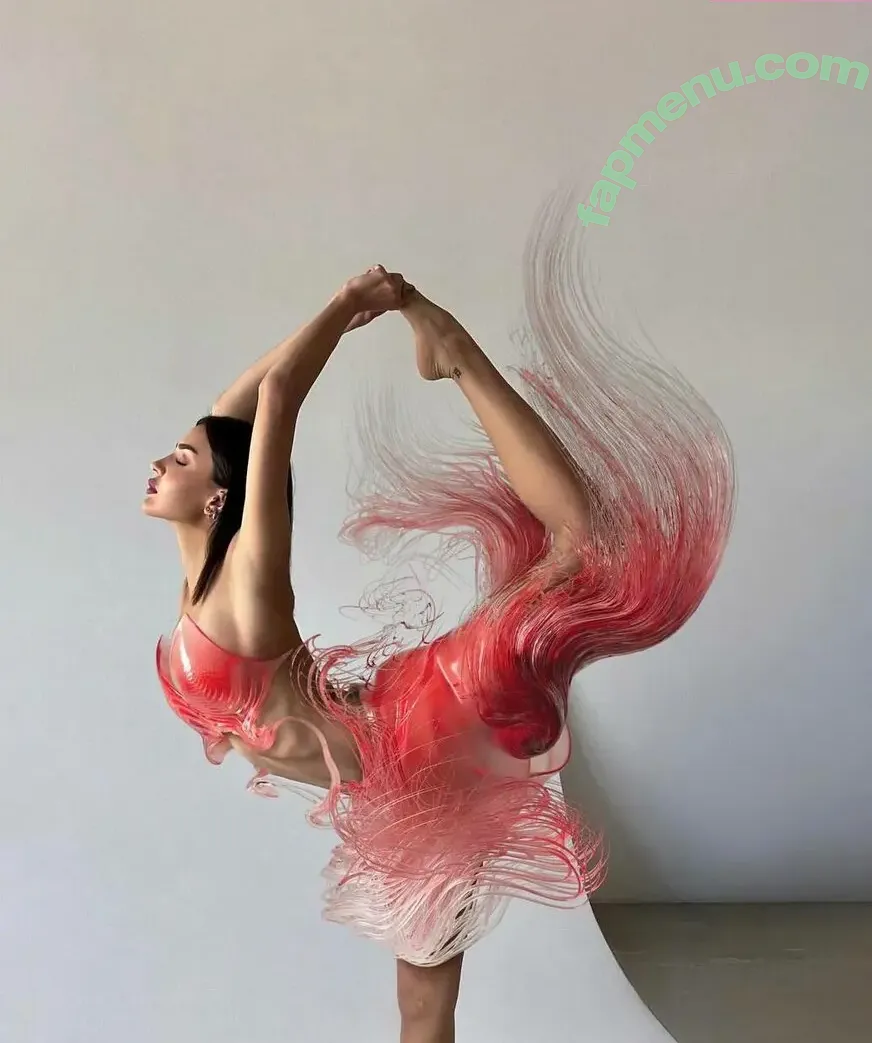 Dina Saeva nude photo #0347 (senoritasaeva)