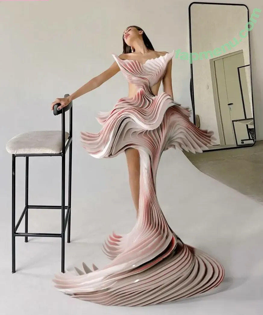 Dina Saeva nude photo #0348 (senoritasaeva)