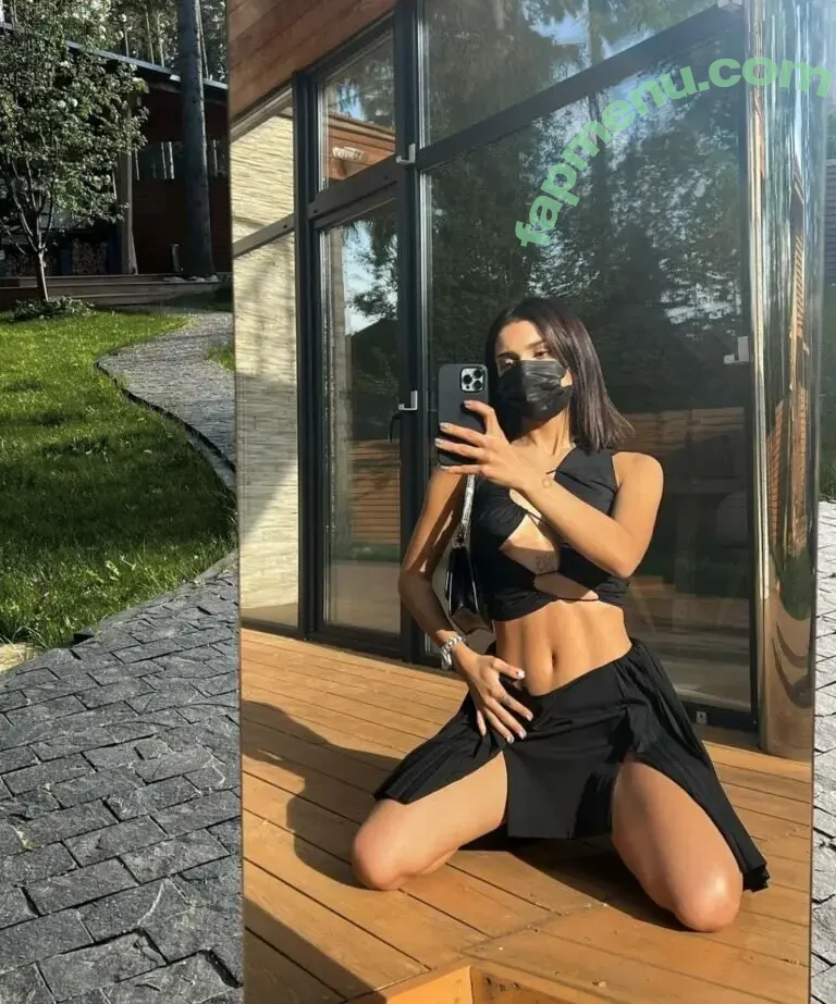 Dina Saeva nude photo #0414 (senoritasaeva)