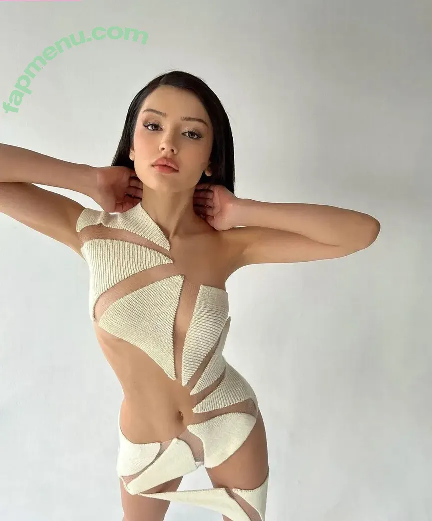 Dina Saeva nude photo #0424 (senoritasaeva)