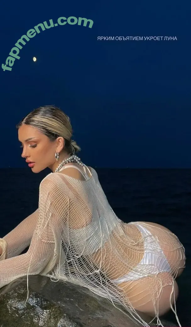 Dina Saeva nude photo #0454 (senoritasaeva)