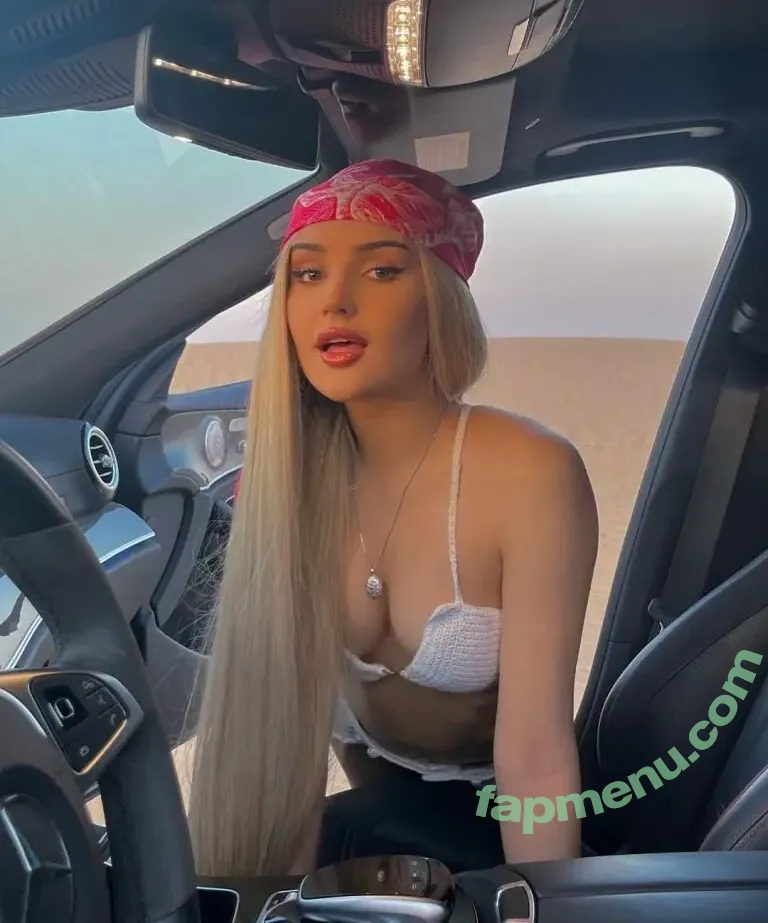 Dina Saeva nude photo #0503 (senoritasaeva)