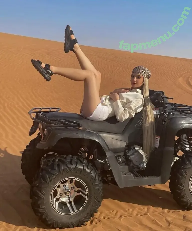 Dina Saeva nude photo #0506 (senoritasaeva)