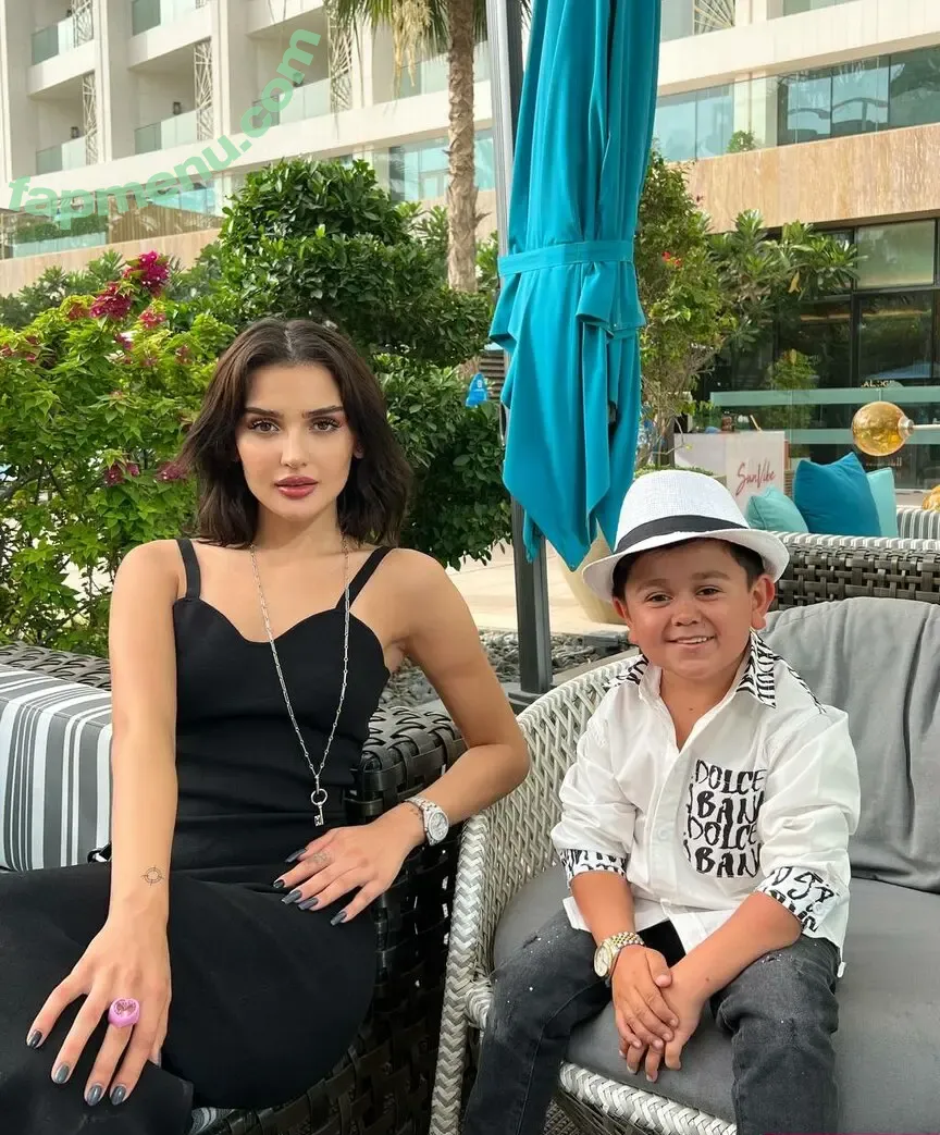 Dina Saeva nude photo #0511 (senoritasaeva)