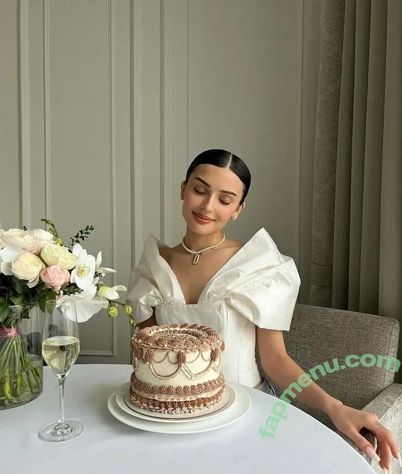 Dina Saeva nude photo #0519 (senoritasaeva)