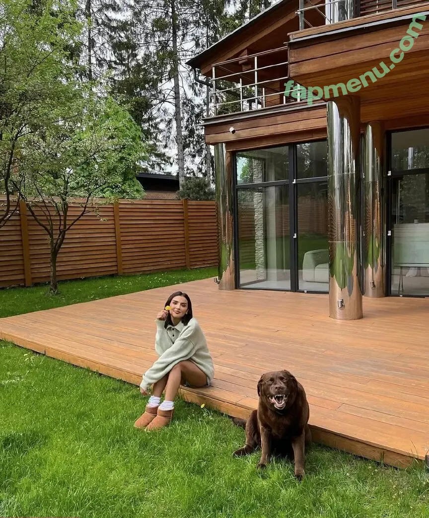 Dina Saeva nude photo #0560 (senoritasaeva)