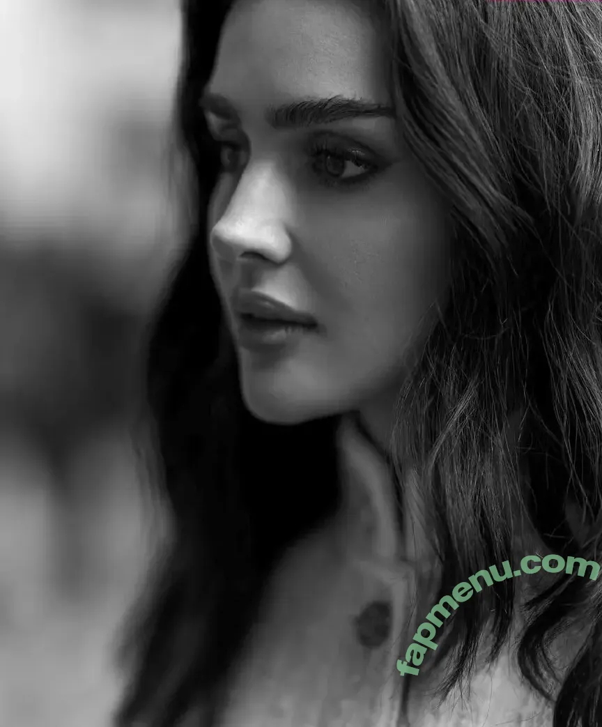 Dina Saeva nude photo #0607 (senoritasaeva)