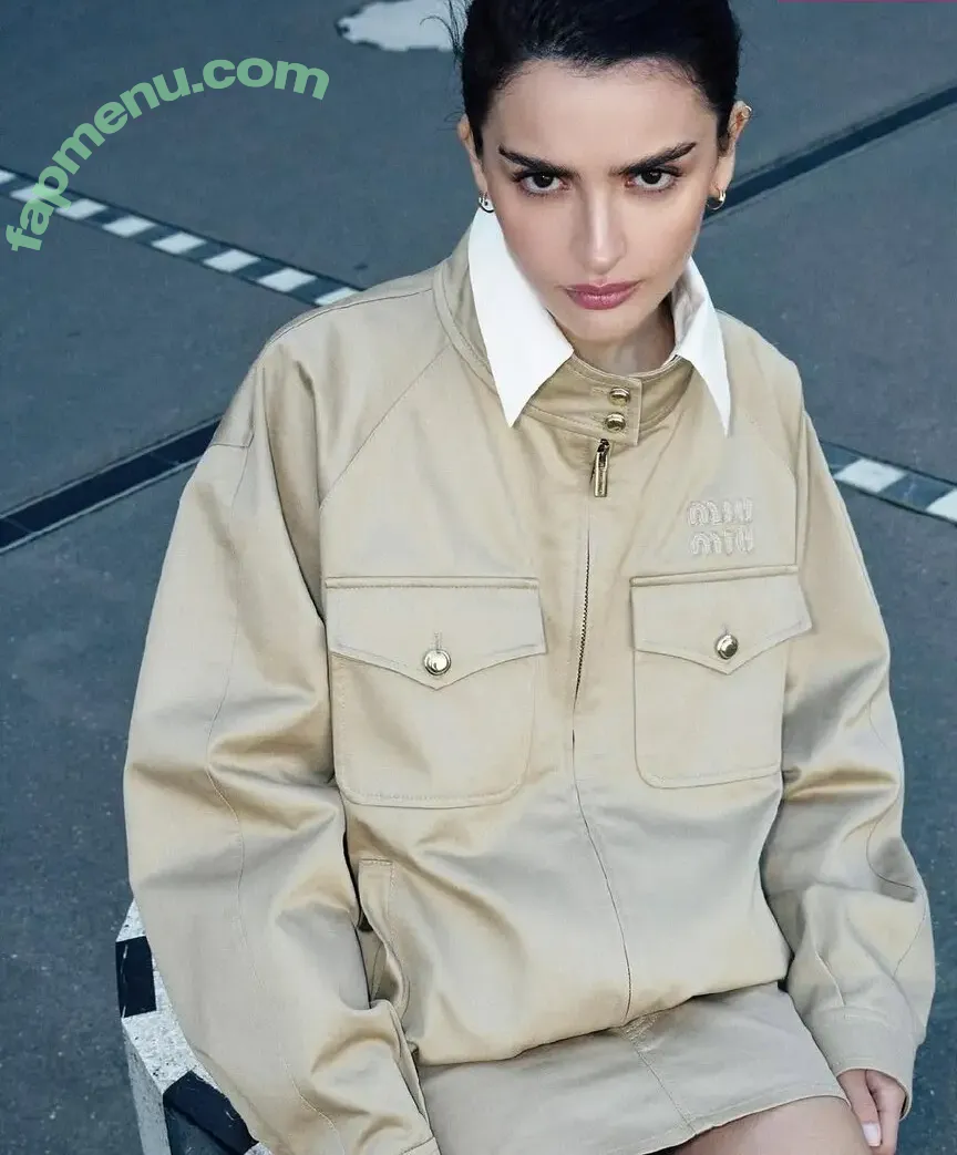 Dina Saeva nude photo #0610 (senoritasaeva)