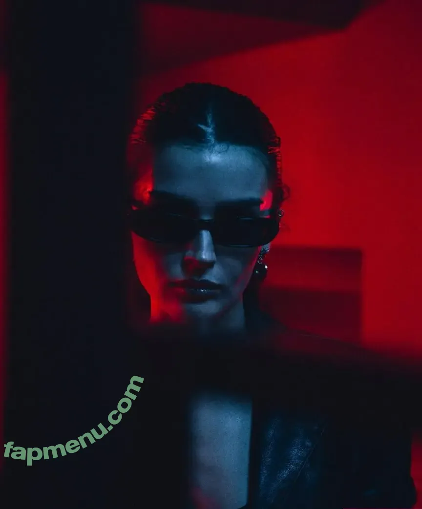 Dina Saeva nude photo #0613 (senoritasaeva)