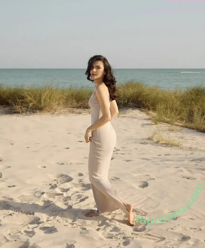 Dina Saeva nude photo #0620 (senoritasaeva)