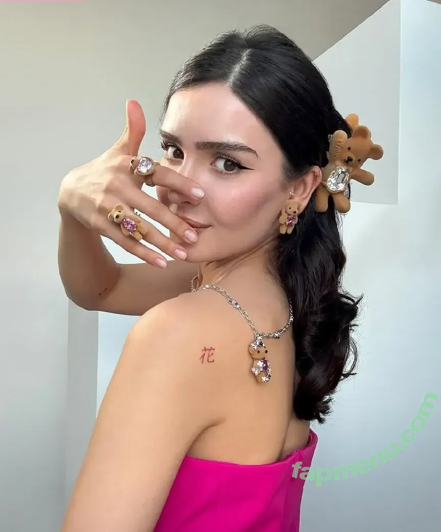 Dina Saeva nude photo #0623 (senoritasaeva)