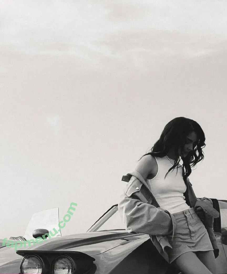 Dina Saeva nude photo #0650 (senoritasaeva)