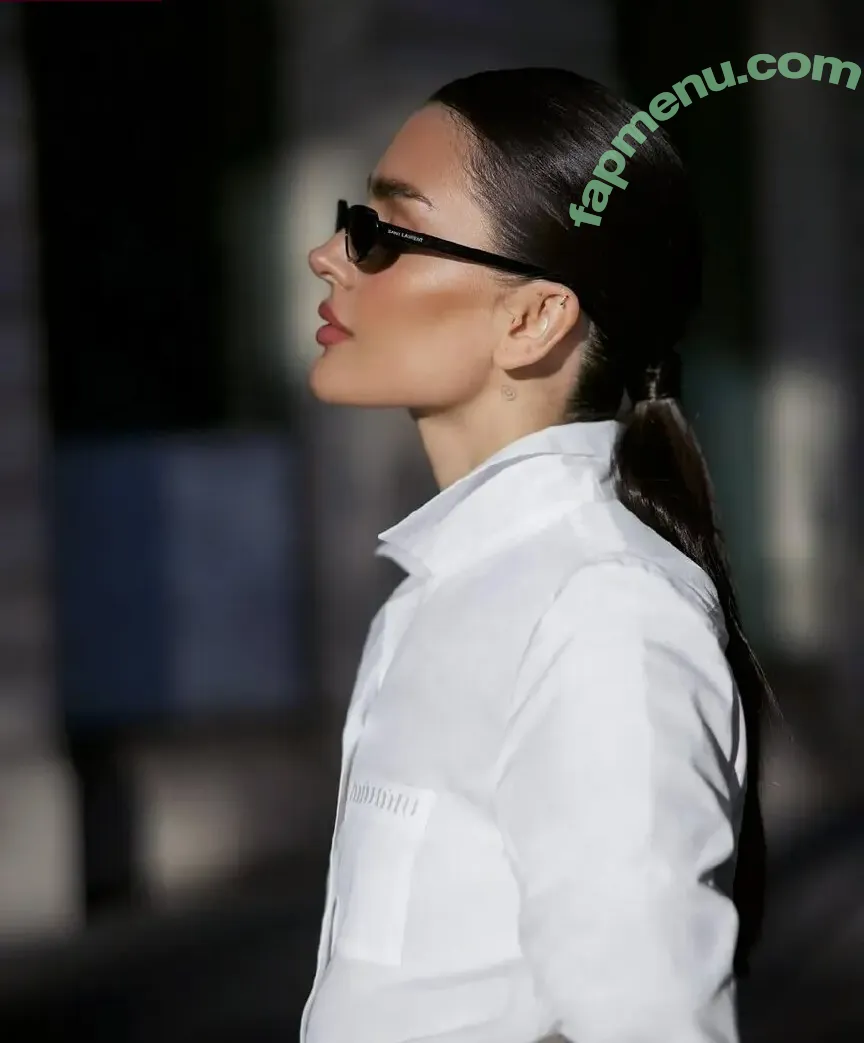 Dina Saeva nude photo #0656 (senoritasaeva)