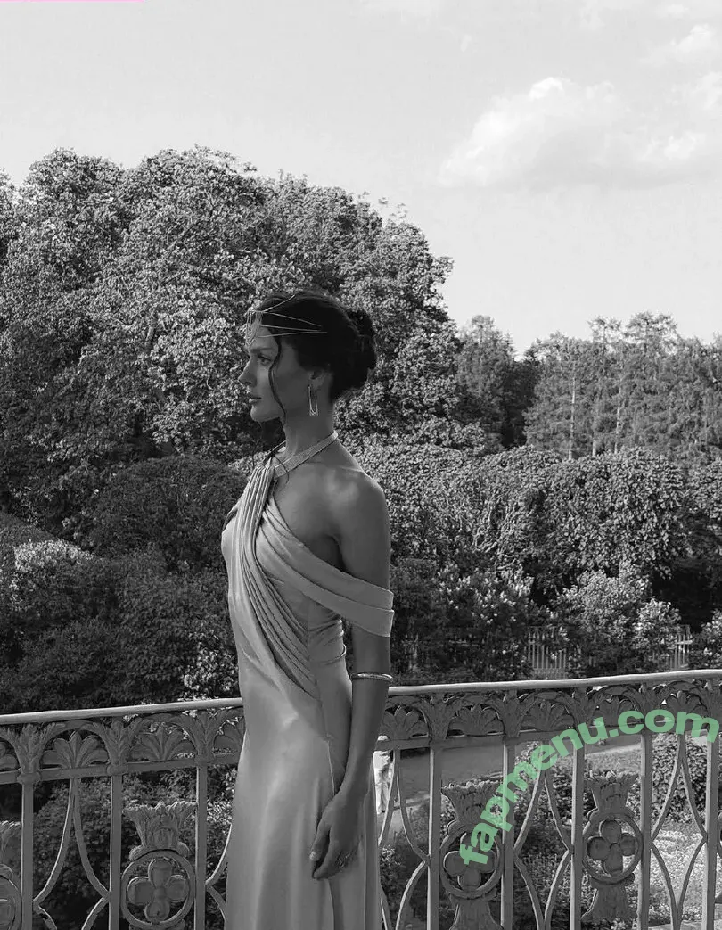 Dina Saeva nude photo #0680 (senoritasaeva)