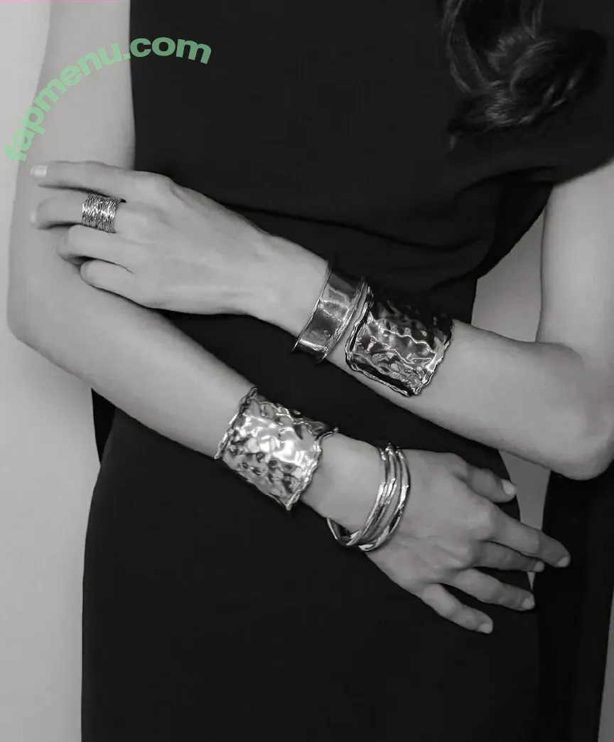 Dina Saeva nude photo #0707 (senoritasaeva)