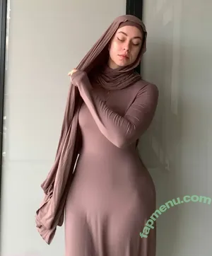 Dina Szekeres / dinaa.szekeres nude photo #0004