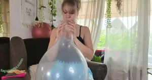 dinadelooner / dina.delooner nude photo #0134