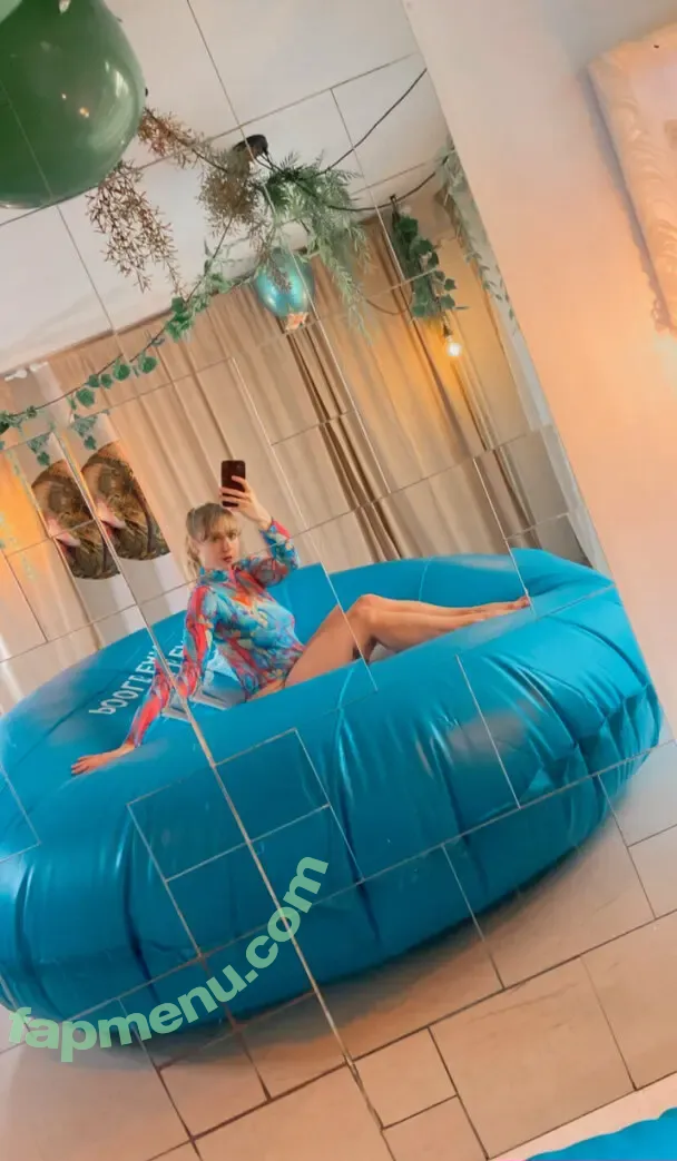 dinadelooner nude photo #0040 (dina.delooner)