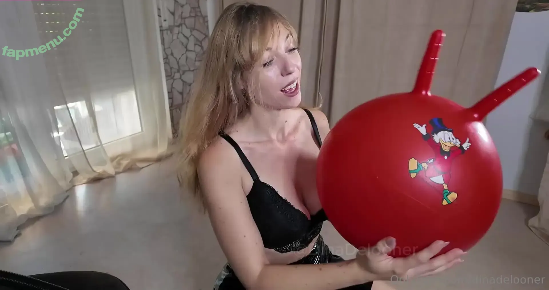dinadelooner nude photo #0121 (dina.delooner)
