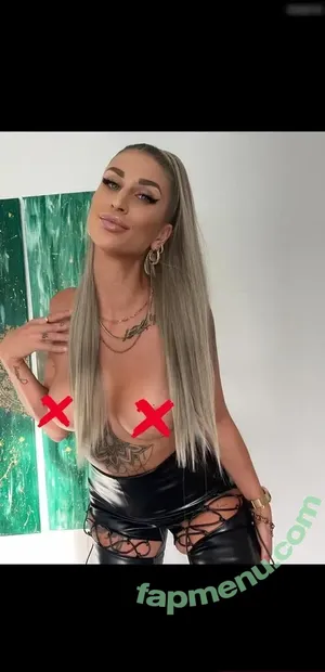  nude photo #0005