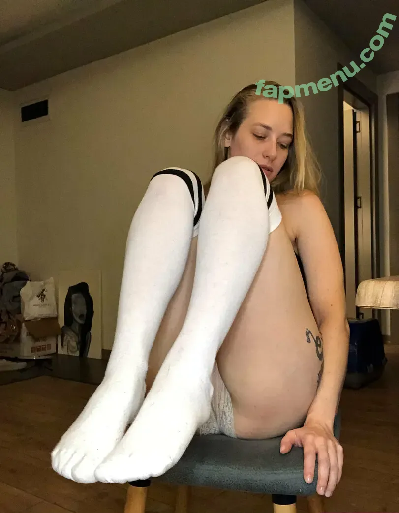 dinawzb nude photo #0017 (dinawzb)